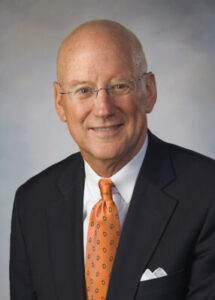 Headshot of Dr William Henrich